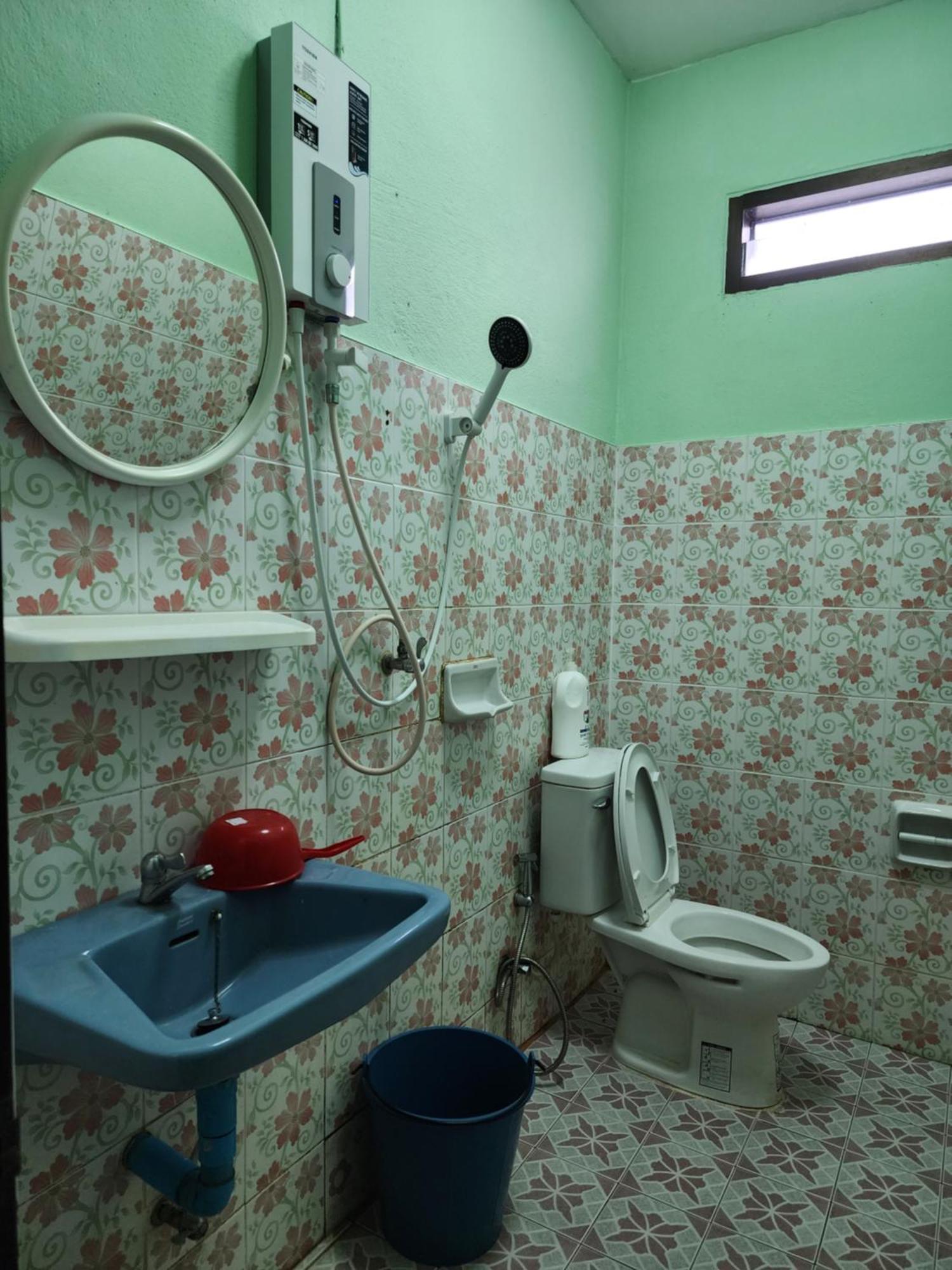 Saamsaao Homestay Betong - 4 Bedroom House Kültér fotó